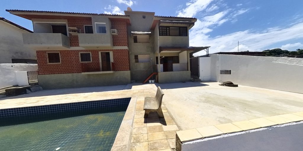 Casa no Bultrins com 5 quartos